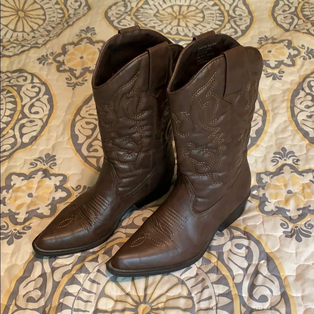Chocolate brown cowboy boots